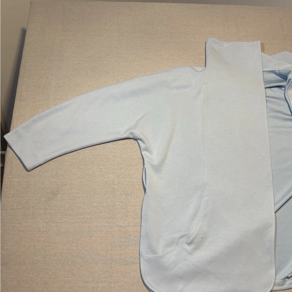 Lululemon Softstreme Belted Wrap Jacket Women’s Size M/L Powder Blue - Picture 11 of 14
